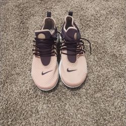 Unisex Nike Preston Shoes Man Size 9 Or Woman Size 10