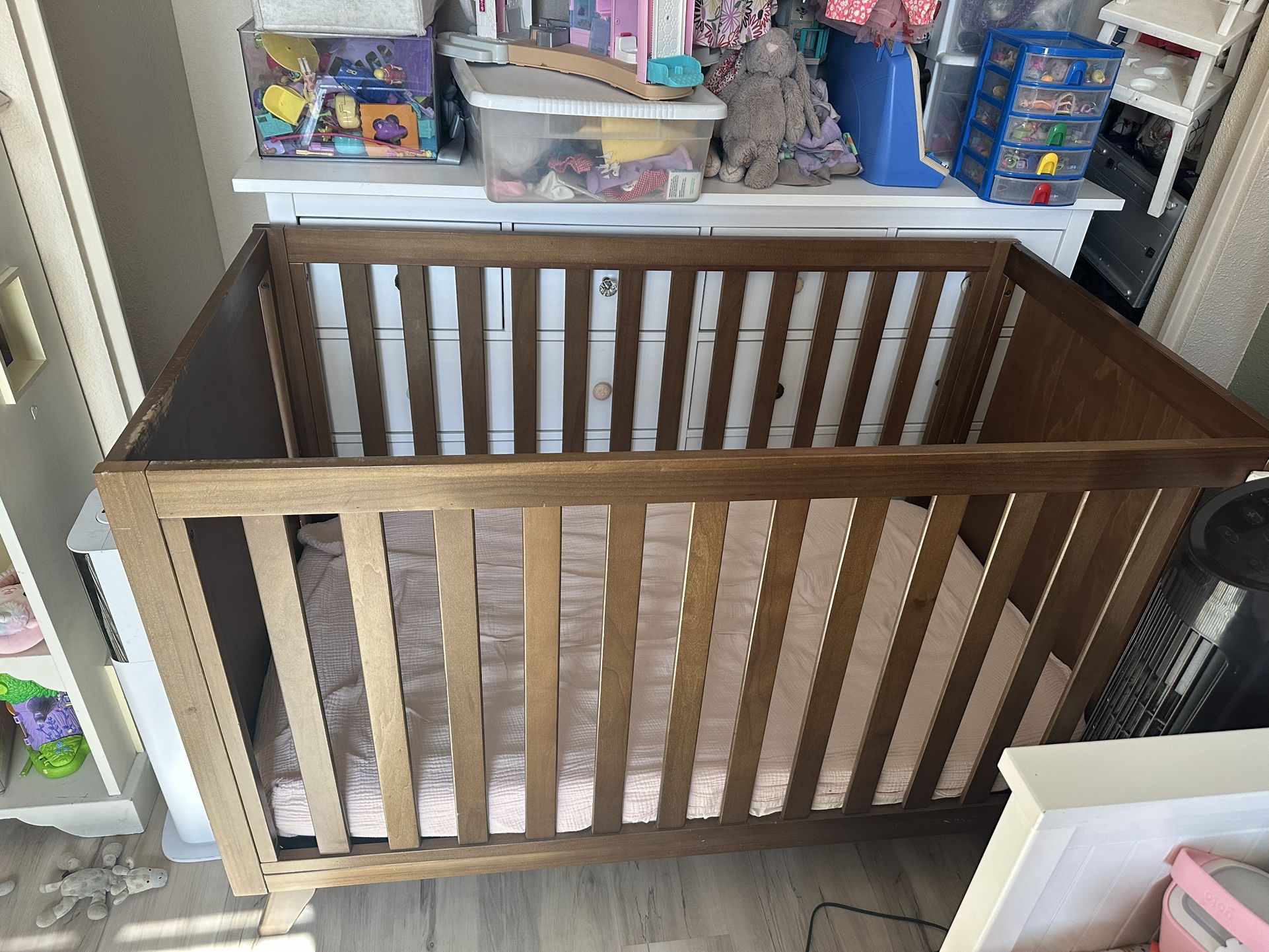 DaVinci Otto Crib 