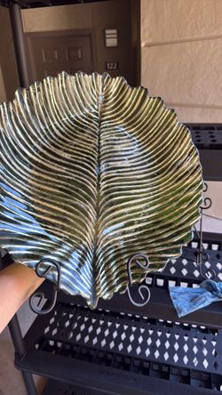 Decorative plates