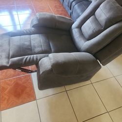 Sofá griz reclinable