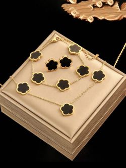 18K Gold Plated Stainless Steel Jewelry Set Clover