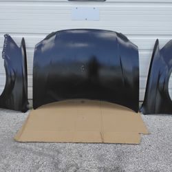 Nice Brand New Black 2005 TO 2010 Toyota Avalon Front Hood & Left And Right Fenders. 
