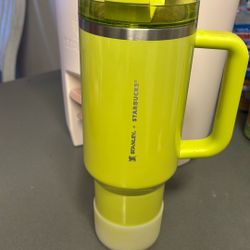 Starbucks Stanley 