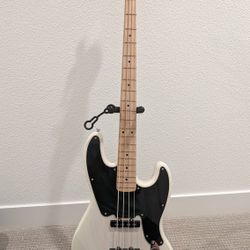 Fender Squier Paranormal Jazz Bass 