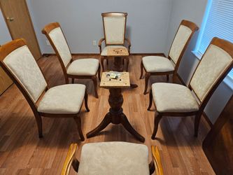Dining Table w/6 Chairs