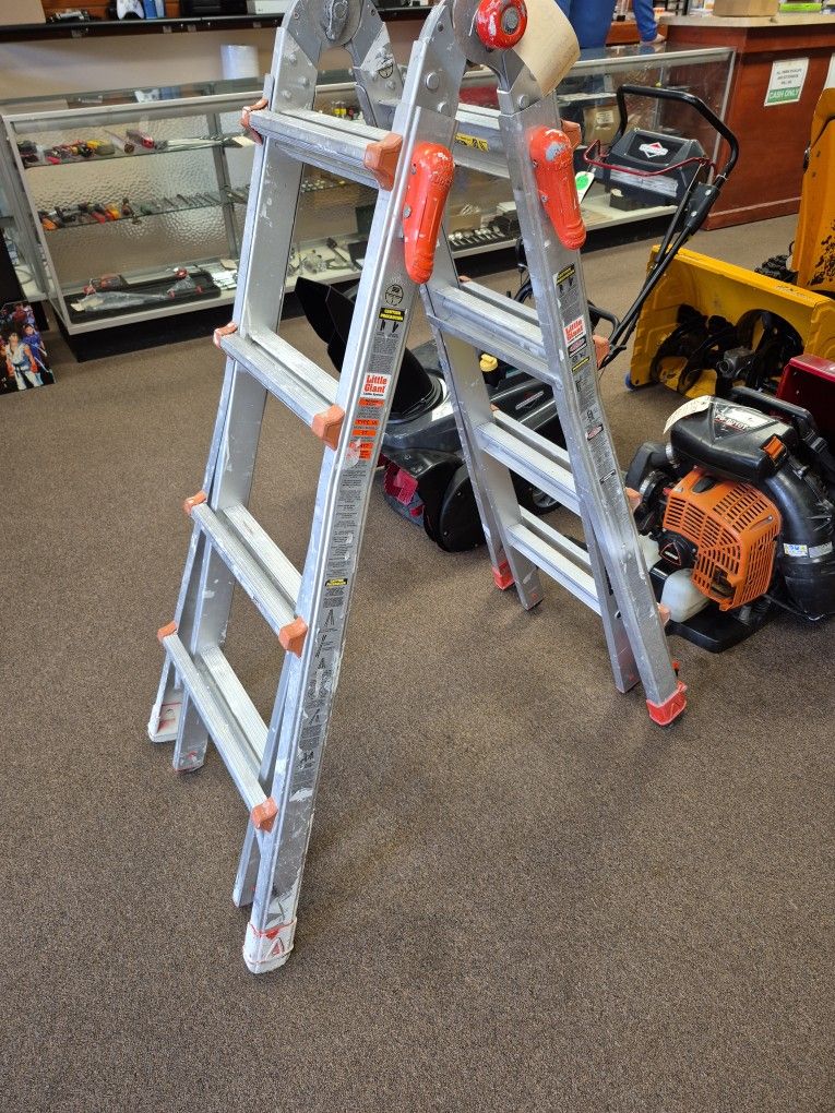 Little Giant Velocity M17 Multiposition Ladder 15417