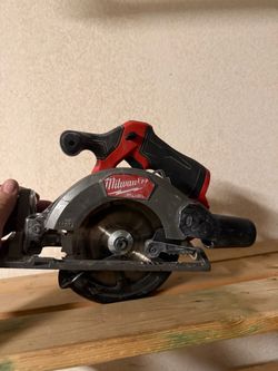 Milwaukee fuel Skillsaw