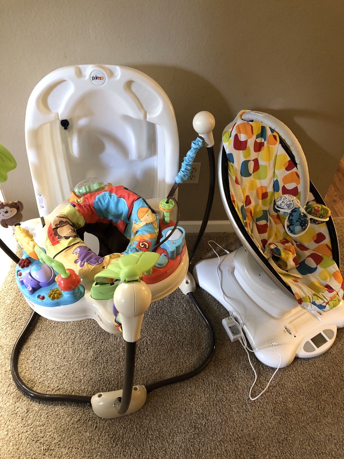 Baby gear lot/bundle (mamaroo, jumperoo, primo bathtub)