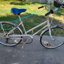 Vintage Free Spirit Bicycle 
