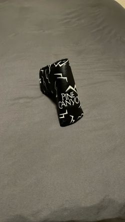 Pine Canyon Putter Cover
