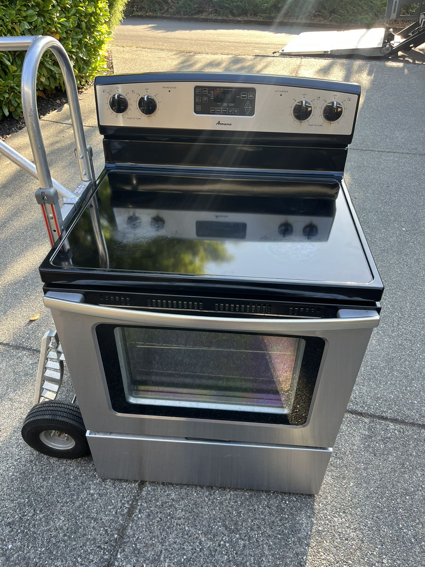 Amada Electric Stove