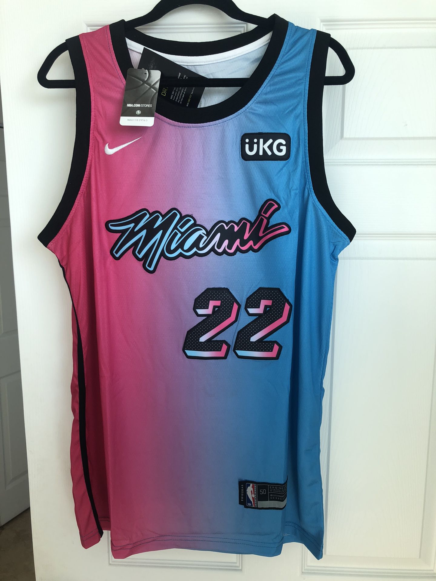 Miami Heat 22 Butler Jersey - Large NBA 
