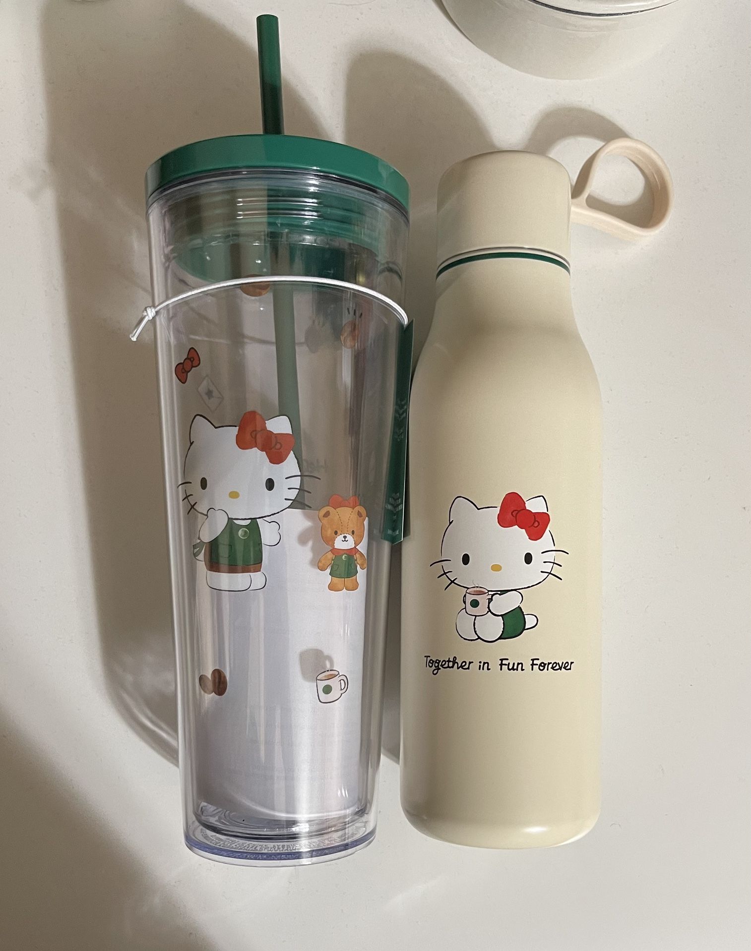 Hello Kitty Starbucks Cup