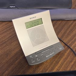 Alarm Clock Radio