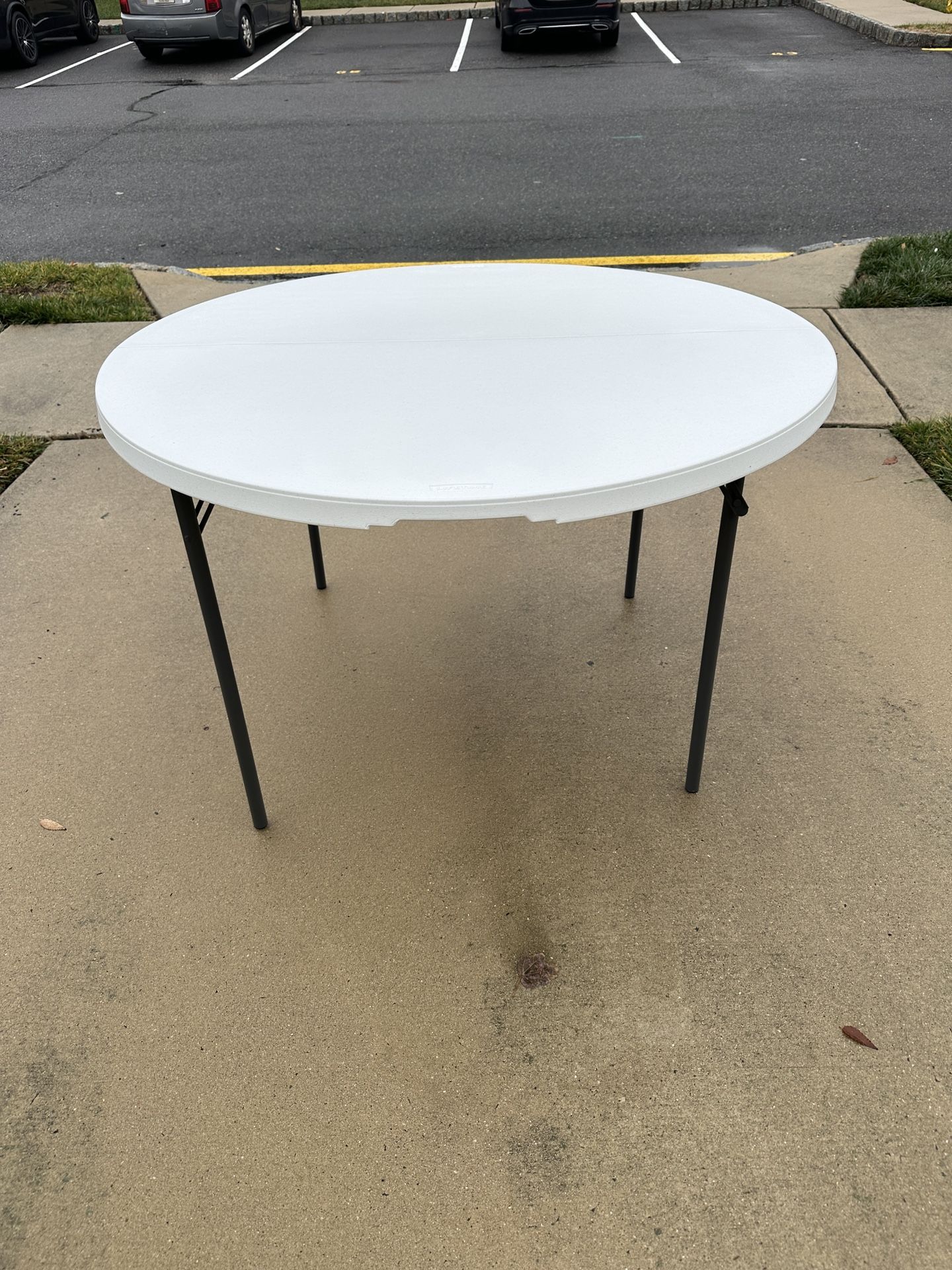 48” Foldable Table