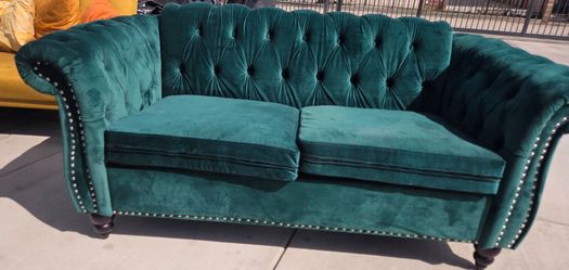 Live seat and couch