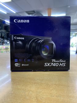 Canon Camera SX740 HS Brand New