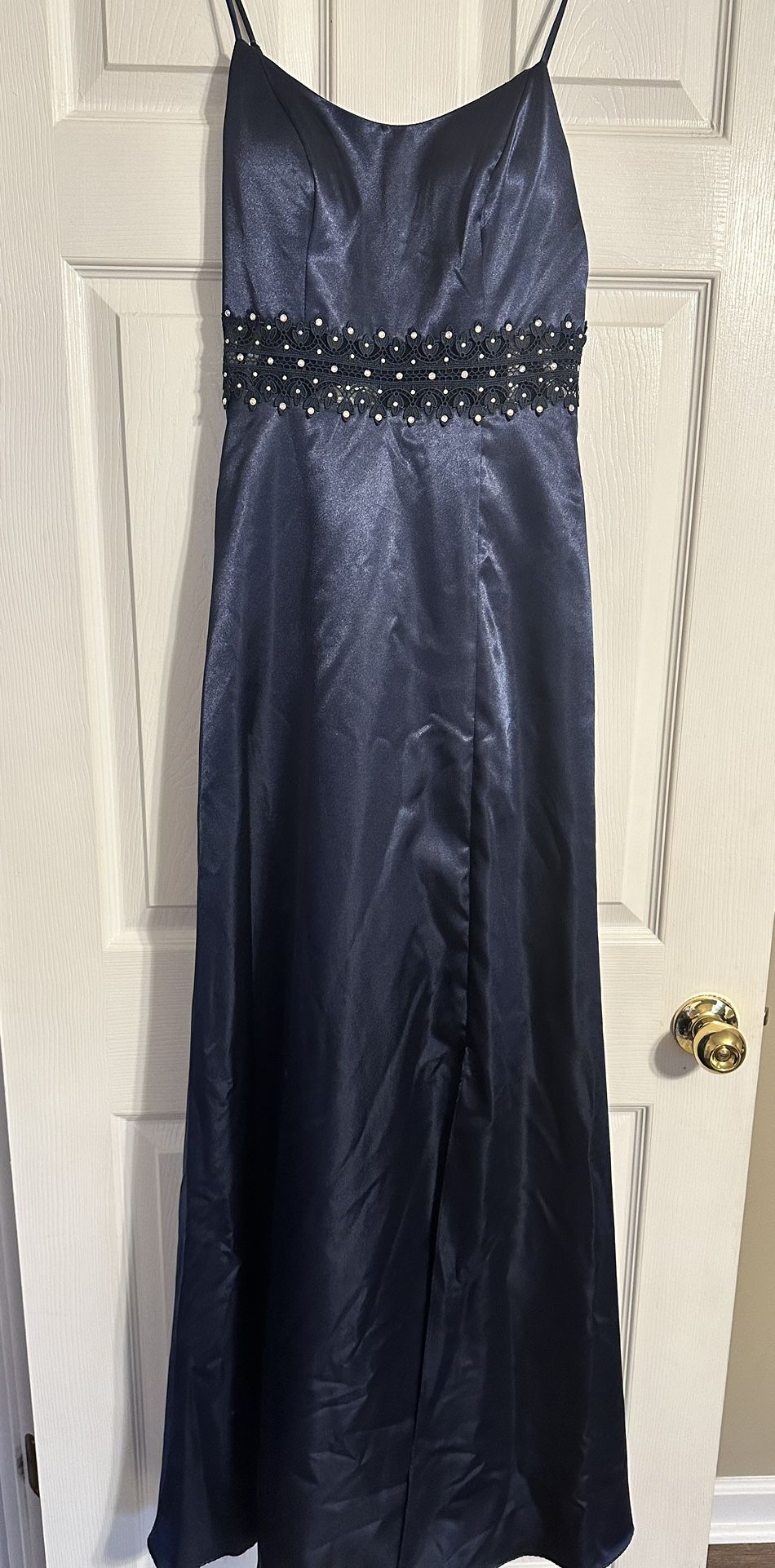 size 2 navy prom dress from david’s bridal