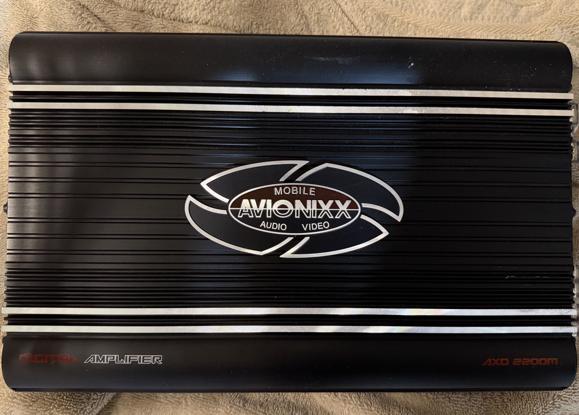 AVIONIXX AXO 2200M Amp