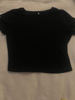Regular black crop top