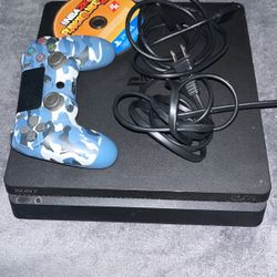 PS4  Slim With Game And Controller 