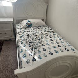 Bed With  Without Mattress 
