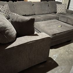 Large Dark Gray Sectional Set Like New 