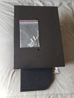 EVERREIGON SMALL SECURITY SAFE 0.18 CUBIC FEET GRAY ,53×24