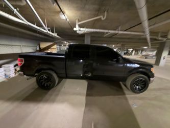 Ford  150  2010