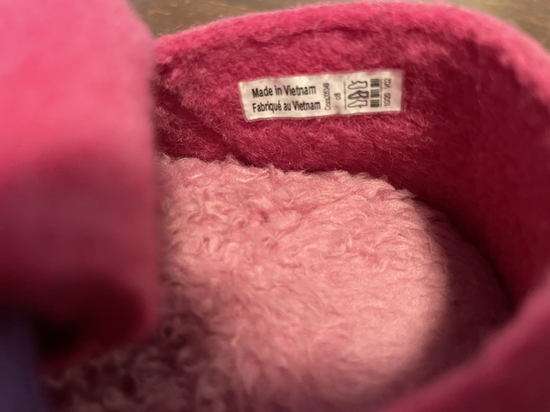Pink Crocs Slippers Toddler (size 8)