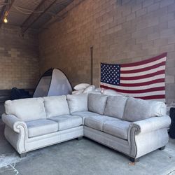 Like New Sectional Sofa With Nailhead Trim 