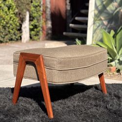Danish Modern Teak Ottoman / Stool – Vintage 1950s–60s MCM Footrest