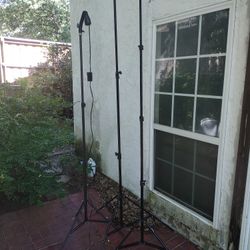 3 Light stands, Backdrop stands with crossbar