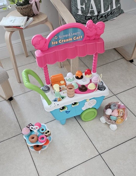 Precioso Carro de helado con sonidos