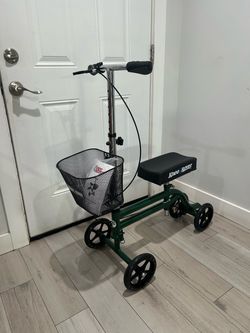Knee Scooter Walker
