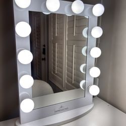 Impressions Hollywood Vanity Mirror 