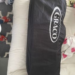Graco pack n play black and white.