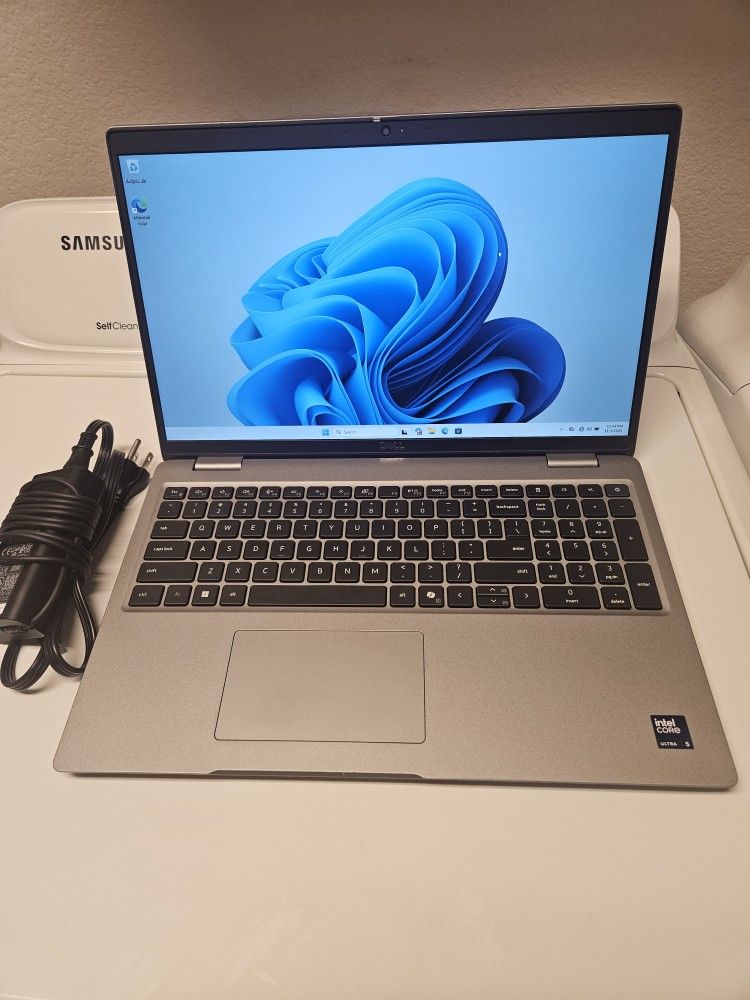 Dell Latitude 5550 Intel Core Ultra 5 16 GB Ram Memory