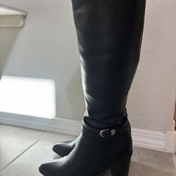 Black boots