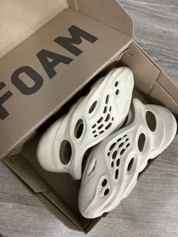 Yeezy Foam Runner Sand