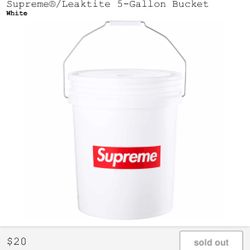 Supreme Leaktight 5 Gallon White Bucket 