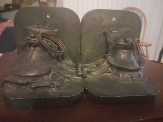 Western  Moments Book Ends