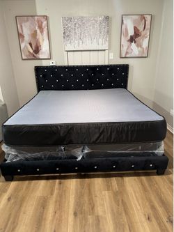 King Bed with Mattress