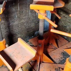 Leveling Jacks