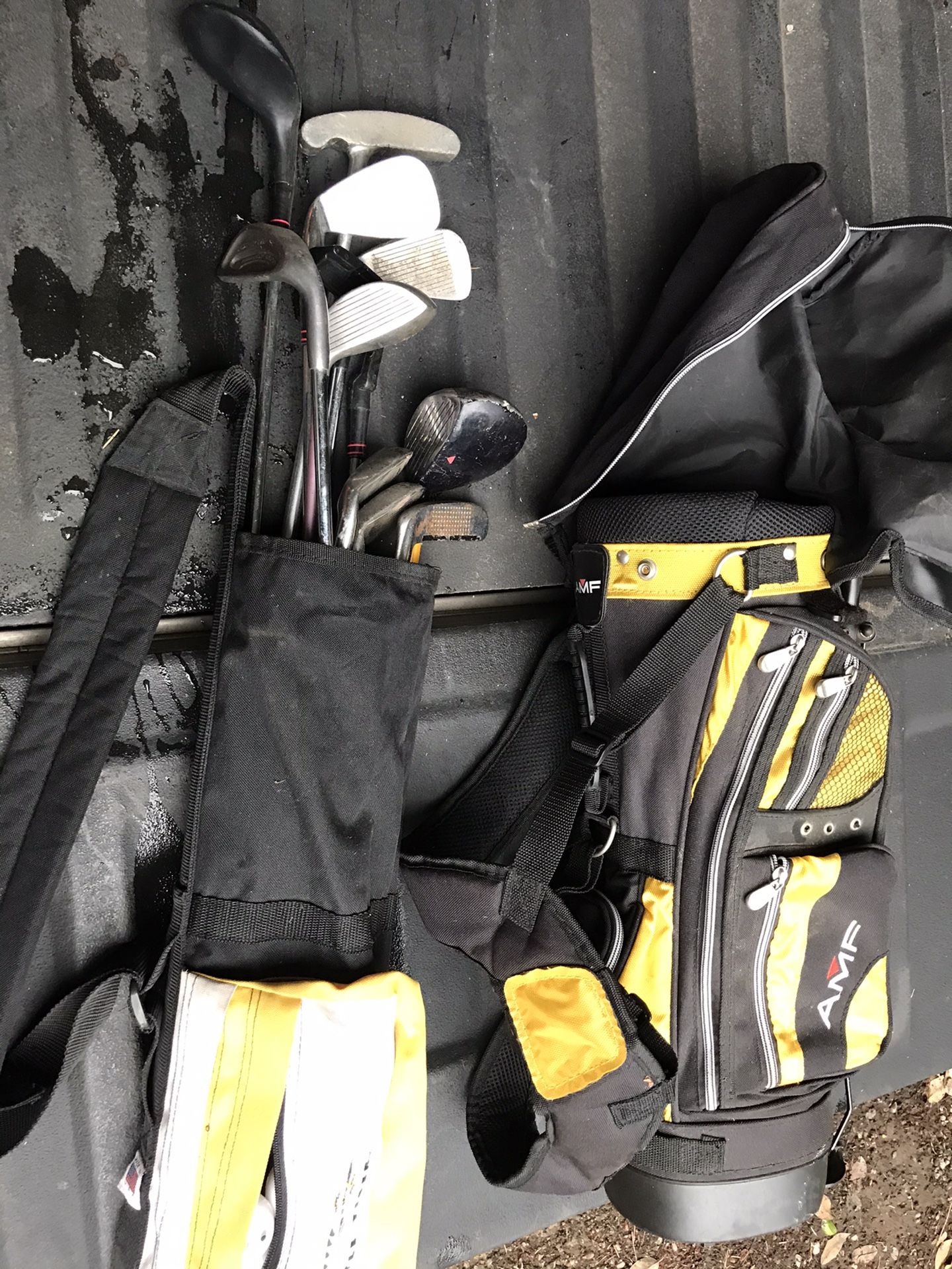 Kids golf bag and clubs