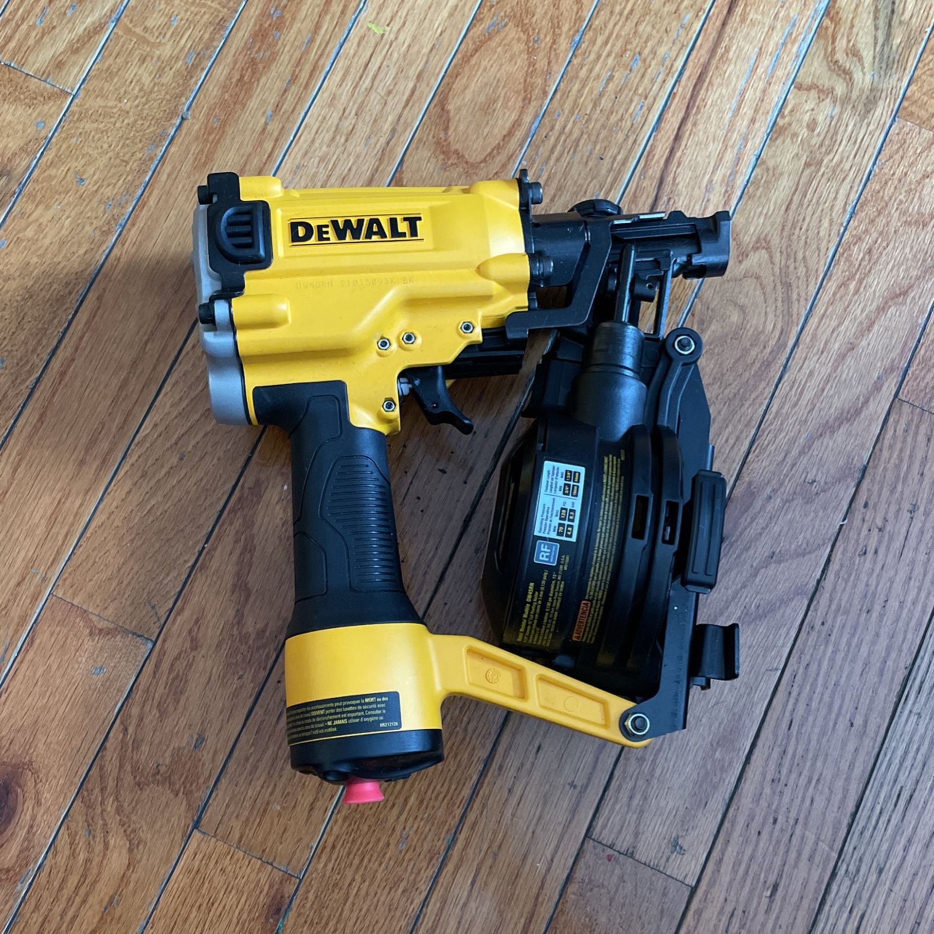 coil roofing nailer