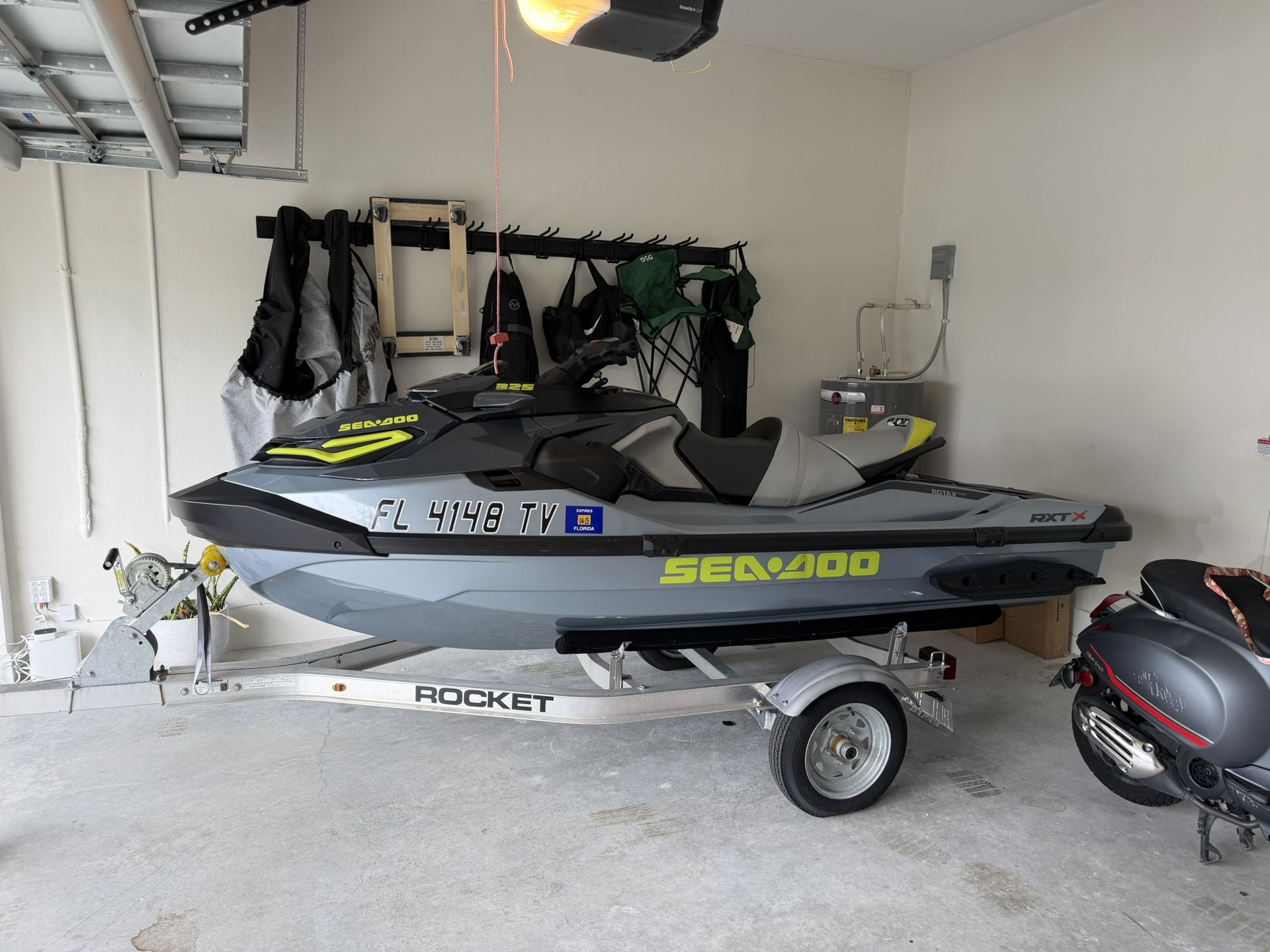 2024 Sea-Doo RXT-325