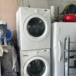 Fridgeadaire Washer And Electrical Dryer 