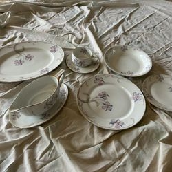 Bohemia-James China -Orchid Pattern