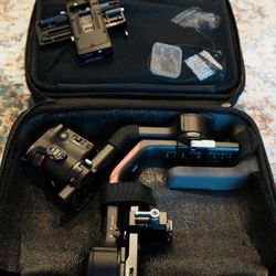 DJI RS 4 Pro Gimbal Stabilizer + Dual Handgrips - Moving Sale!